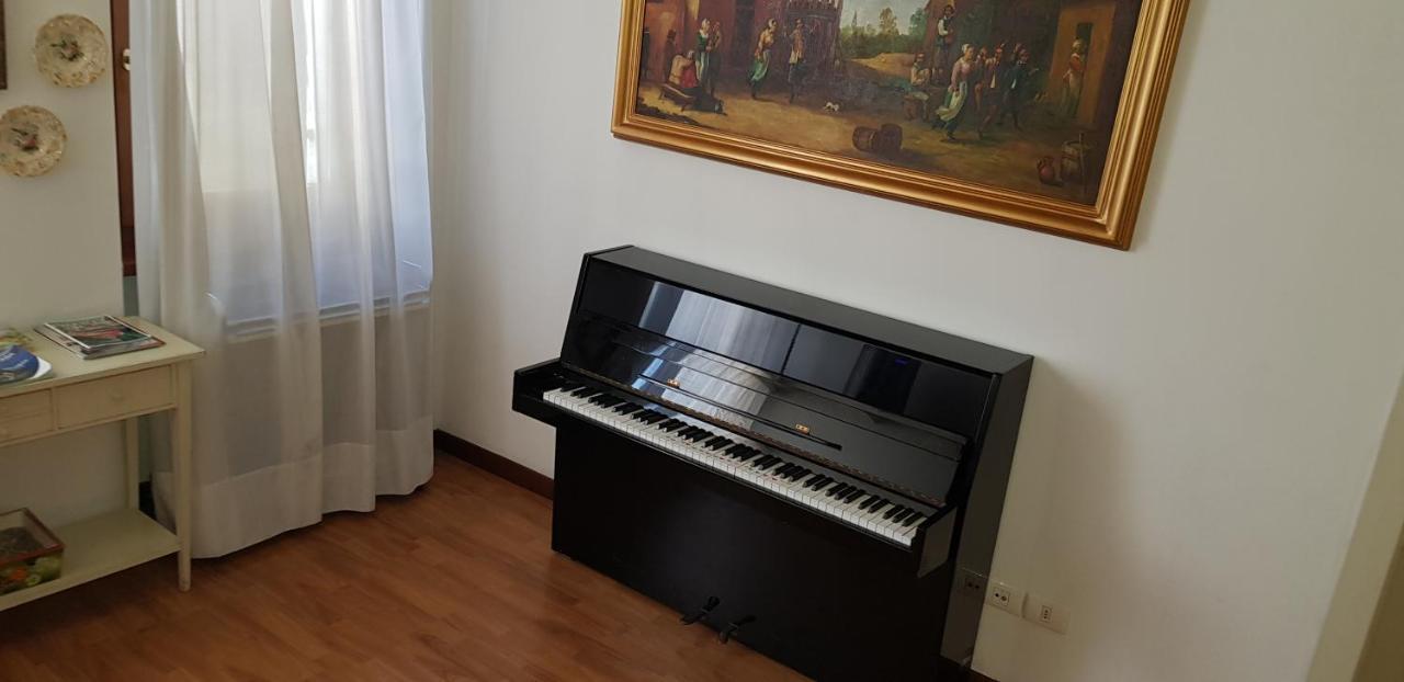 Mi Casa Es Tambien Tu Casa Vips Hotel Verona Esterno foto