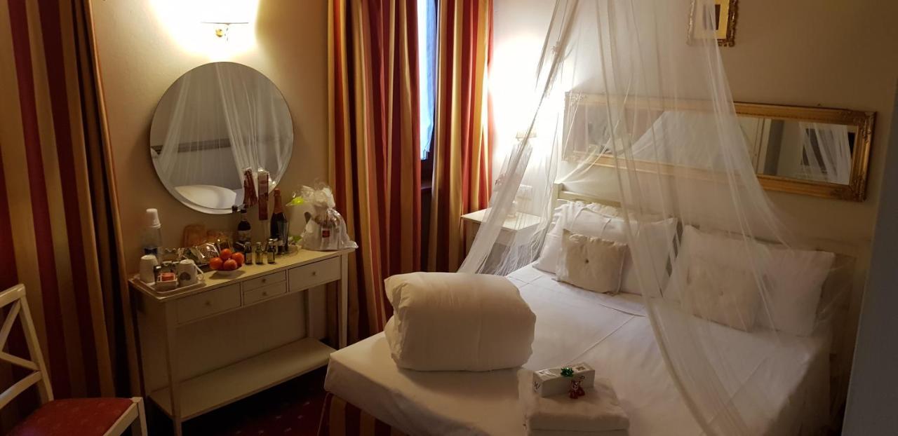 Mi Casa Es Tambien Tu Casa Vips Hotel Verona Esterno foto